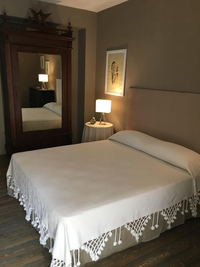 B&B Santapau Charme Living Licodia Eubea Buitenkant foto